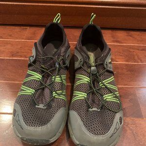 TEVA CHURN Black Neon Green MESH WATER HIKING SHOES Size 7 man